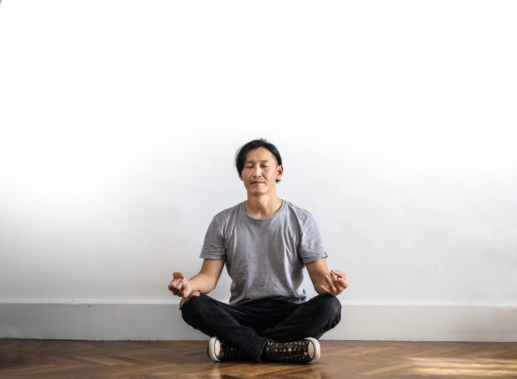 Người theo đạo Thiên Chúa có được đánh bài không?